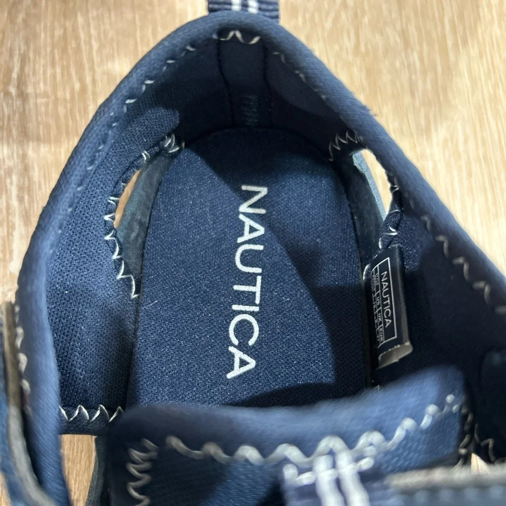 Boy’s Nautica Kettle Gulf Water Shoe Navy Blue Size 10
